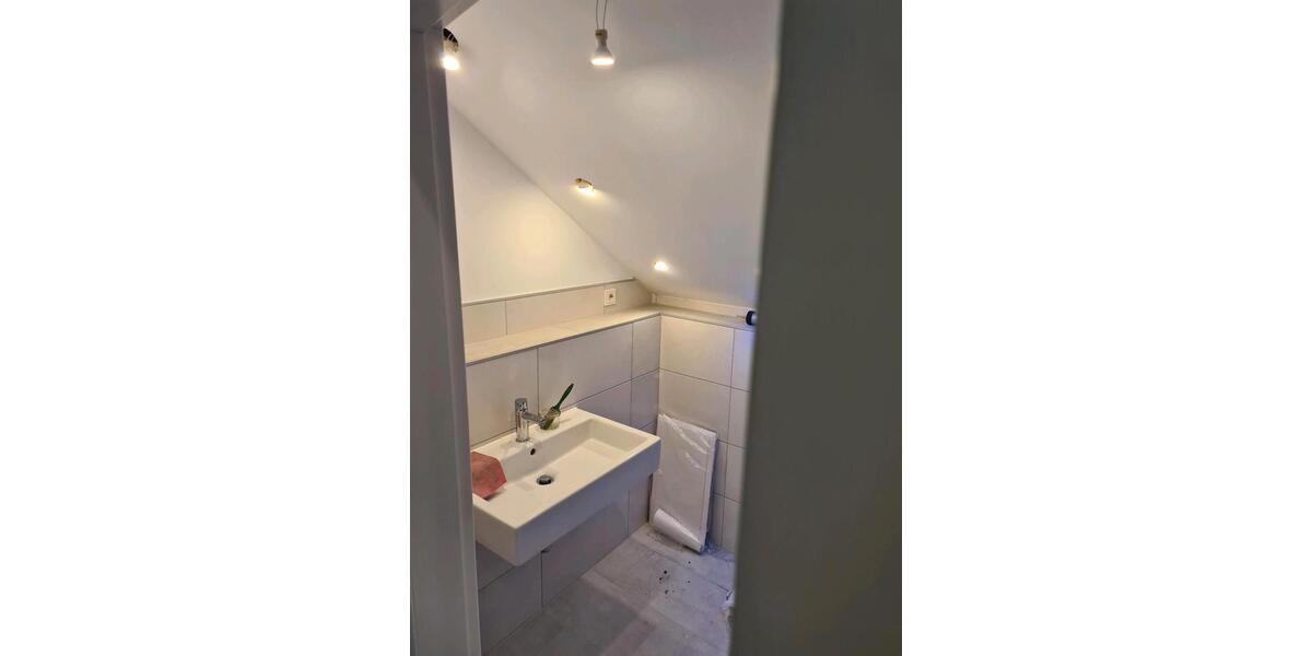 Dachgeschoßwohnung Köln Porz - 2 Zimmer, 55 m&sup2;, 1.150&euro; | Angebot:26199027