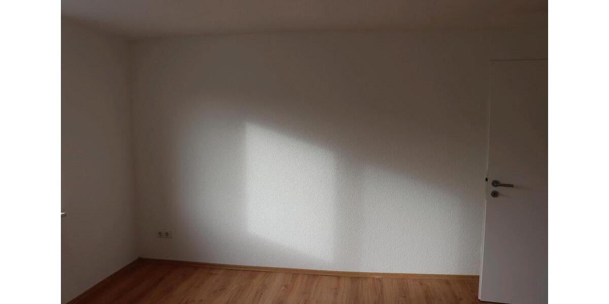 Reihenhaus Uebigau-Wahrenbrück Wahrenbrück - 5 Zimmer, 150 m&sup2;, 850&euro; | Angebot:24362608