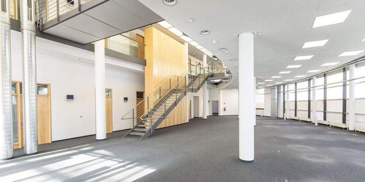 Große Gewerbeeinheit im Zentrum von Merseburg, Top Lage in hochfrequentierter Fußgängerzone! zimmer