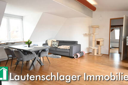 Ein Highlight! Teil möblierte Dachgeschoss-Wohnung in Neumarkt