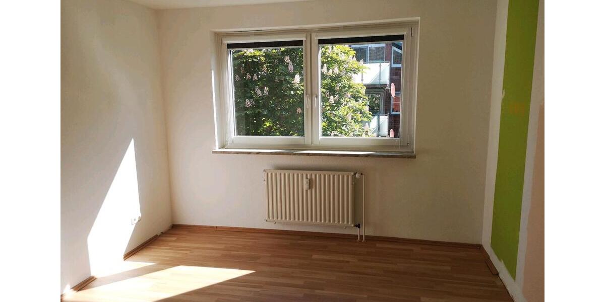 Etagenwohnung Königslutter am Elm - 3 Zimmer, 74 m&sup2;, 580&euro; | Angebot:26697620