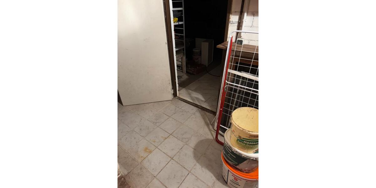 Privatvermietung 4 Raum Wohnung als freistehendes EFH in 09212 4 zimmer