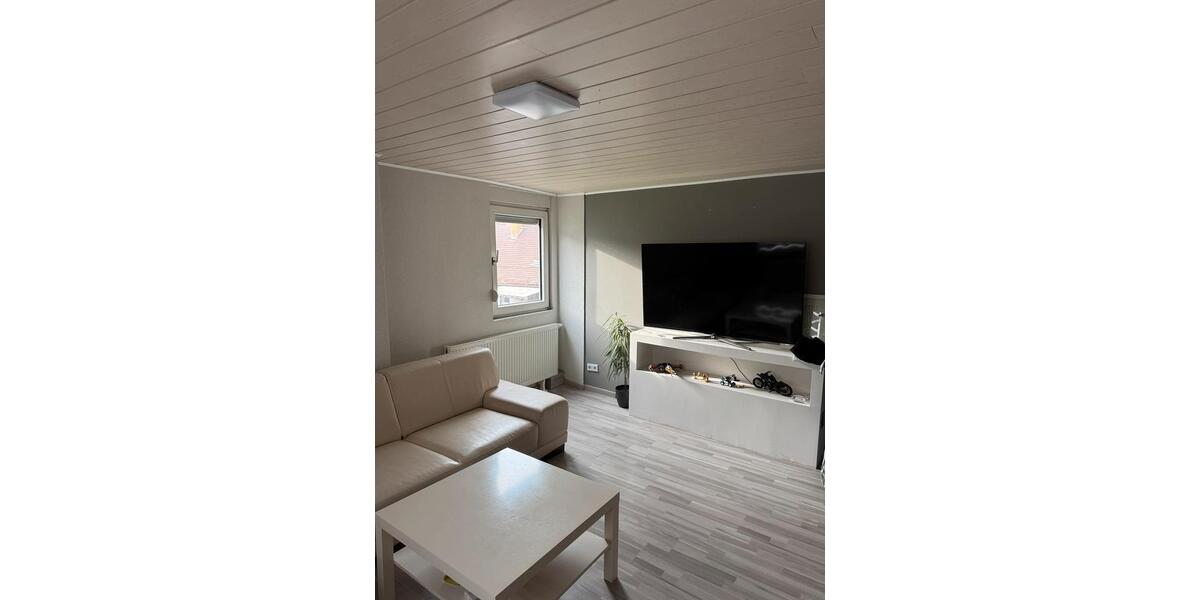 Etagenwohnung Röllbach - 4 Zimmer, 1.000&euro; | Angebot:23134787