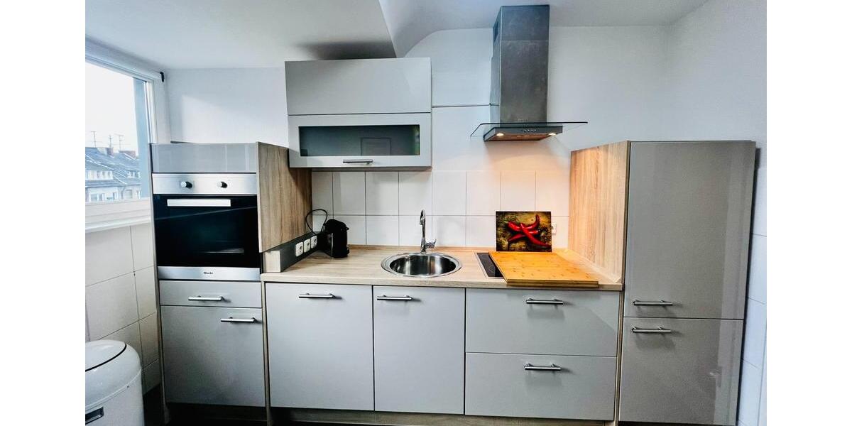 Etagenwohnung Neuss - 3 Zimmer, 75 m&sup2;, 1.780&euro; | Angebot:24363893