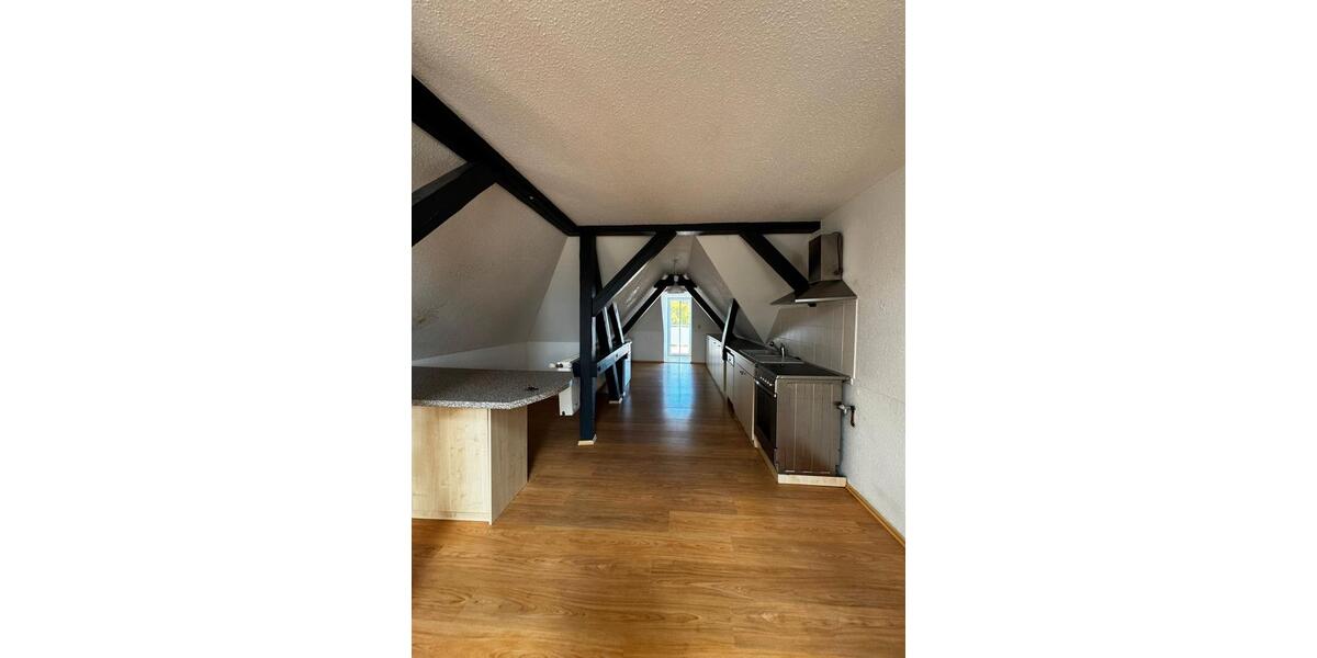 Dachgeschoßwohnung Wittenberge - 4 Zimmer, 100 m&sup2;, 880&euro; | Angebot:26661350