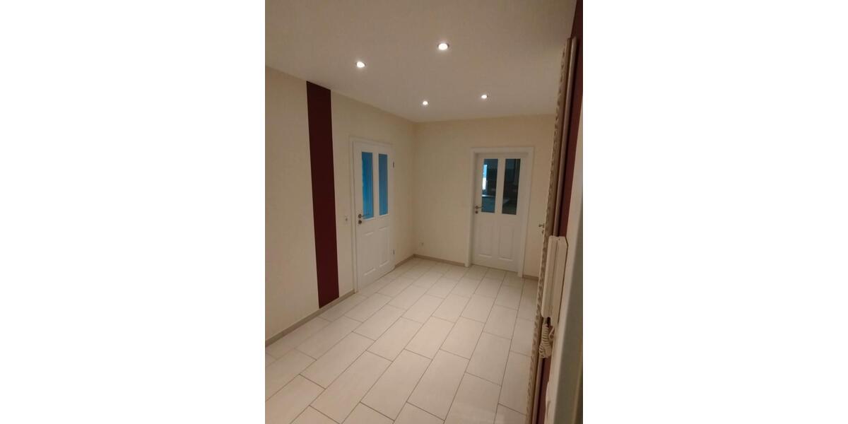 Dachgeschoßwohnung Friesoythe - 3 Zimmer, 83 m&sup2;, 850&euro; | Angebot:26638045