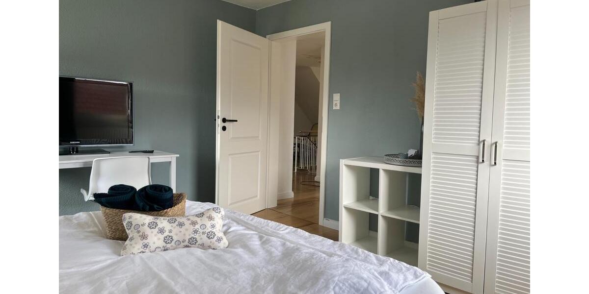 Wohnen auf Zeit Löningen - 7 Zimmer, 200 m&sup2;, 45&euro; | Angebot:25037432