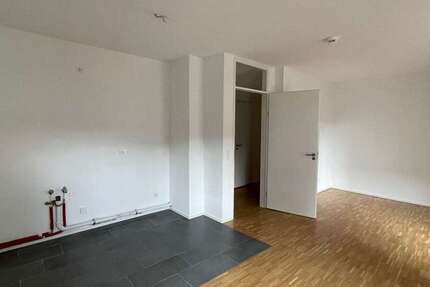 Wohnung Nürnberg Veilhof - 3 Zimmer, 84 m&sup2;, 1.100&euro; | Angebot:25791032