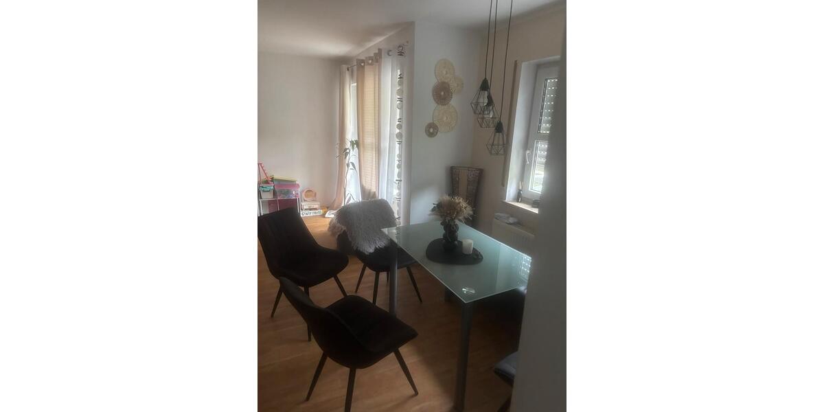 Erdgeschoßwohnung Hilchenbach - 4 Zimmer, 91 m&sup2;, 890&euro; | Angebot:26636795