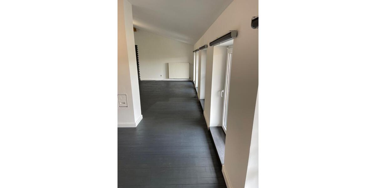 Etagenwohnung Heinsberg - 5 Zimmer, 162 m&sup2;, 1.200&euro; | Angebot:23869914