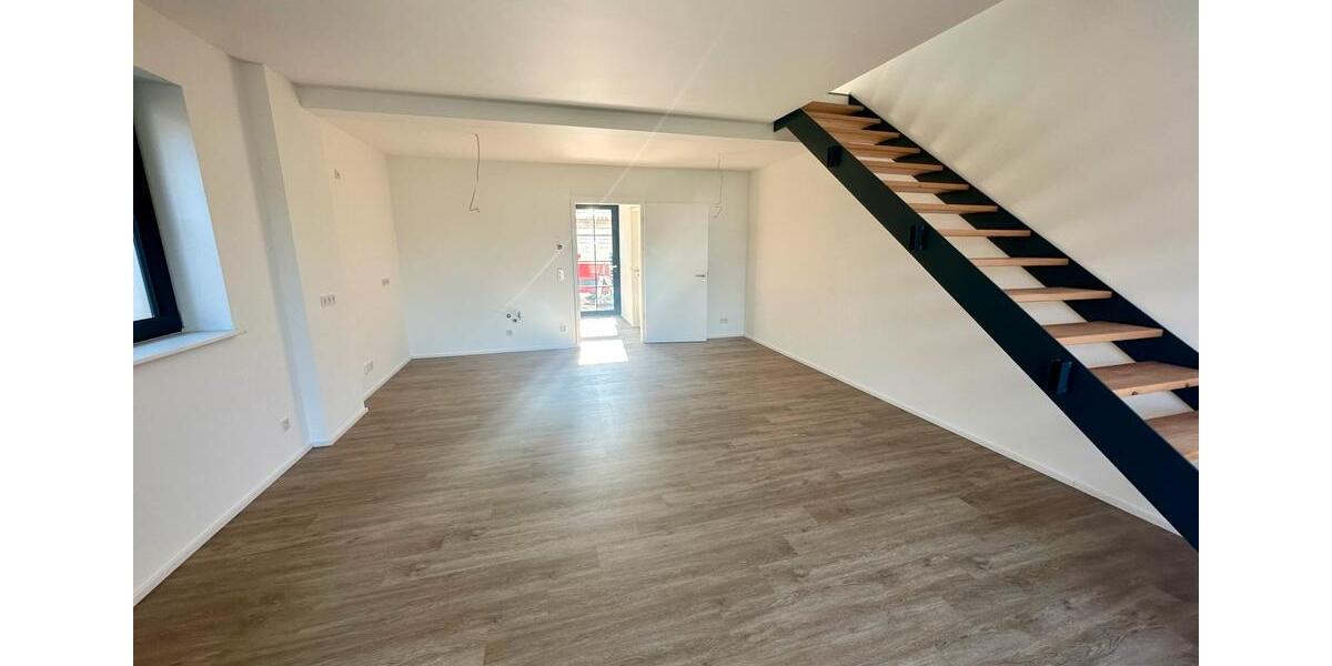 Maisonettenwohnung Saarlouis - 3 Zimmer, 95 m&sup2;, 1.390&euro; | Angebot:26511327