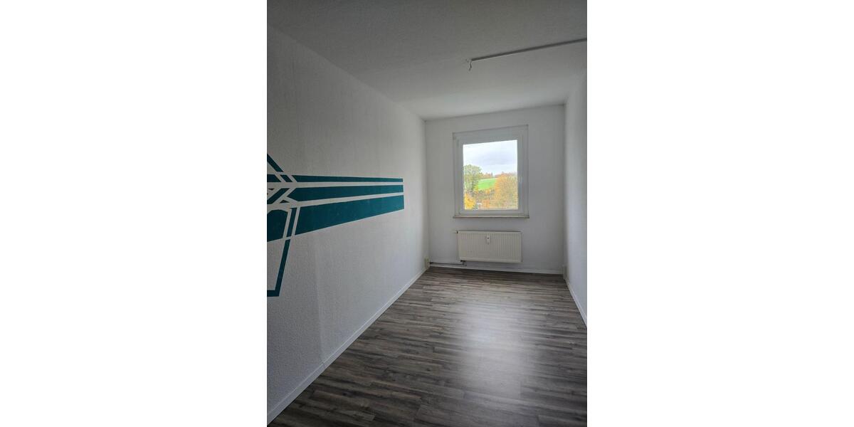 Etagenwohnung Hainichen - 3 Zimmer, 63 m&sup2;, 616&euro; | Angebot:23747657