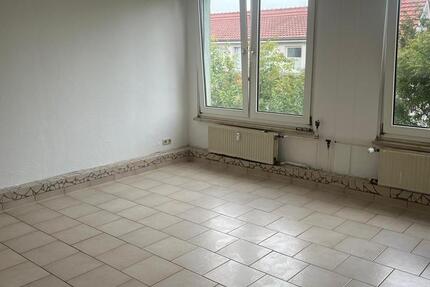 Wohnung Grimmen - 3 Zimmer, 70 m&sup2;, 350&euro; | Angebot:24769425