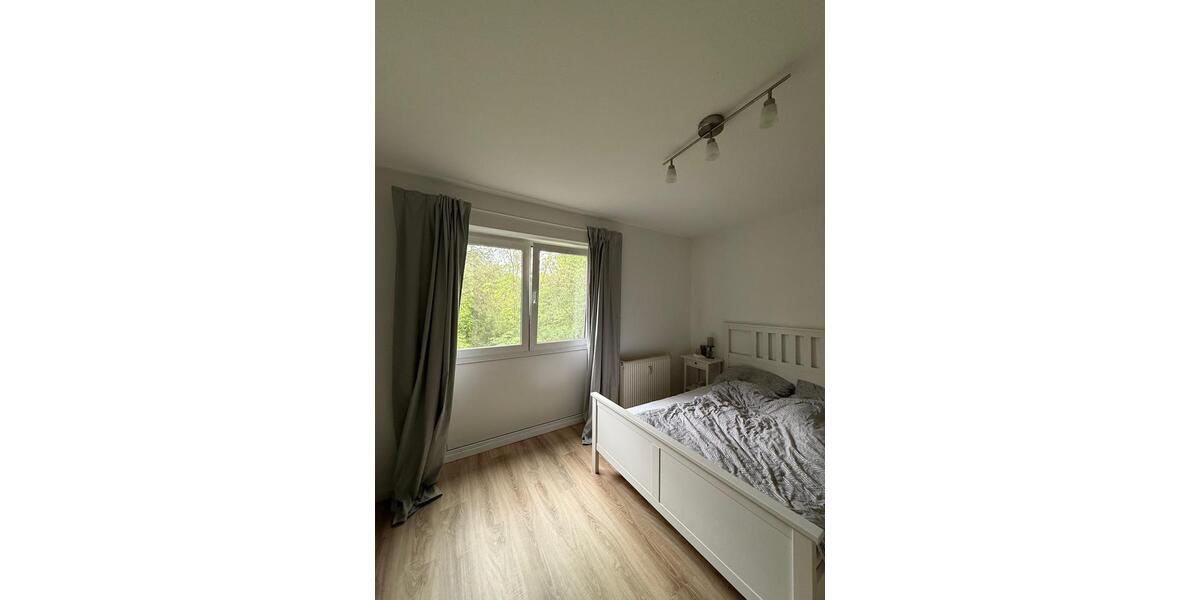 Etagenwohnung Burgstädt - 2.5 Zimmer, 56 m&sup2;, 470&euro; | Angebot:26495526