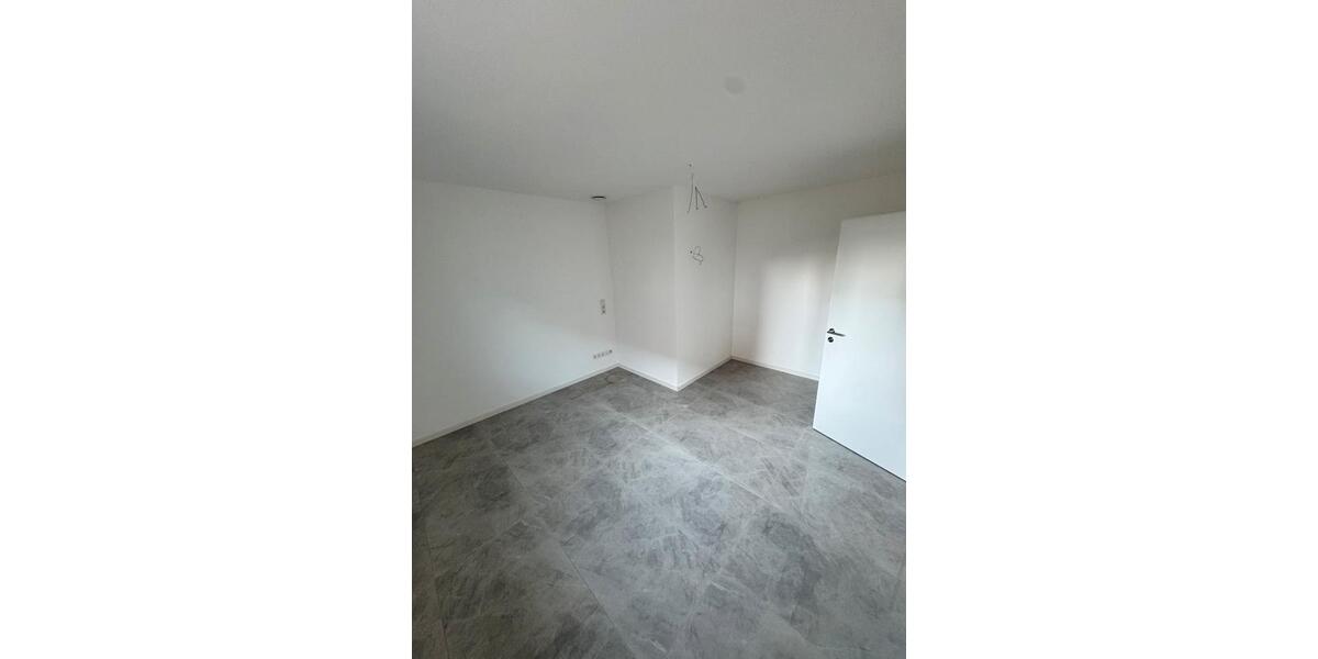 Erdgeschoßwohnung Schernfeld Birkhof - 2 Zimmer, 70 m&sup2;, 900&euro; | Angebot:24564413