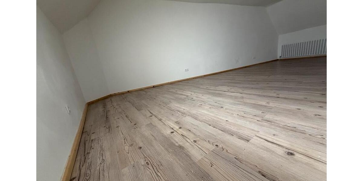 Einfamilienhaus Katzweiler - 5 Zimmer, 193 m&sup2;, 1.400&euro; | Angebot:26705276