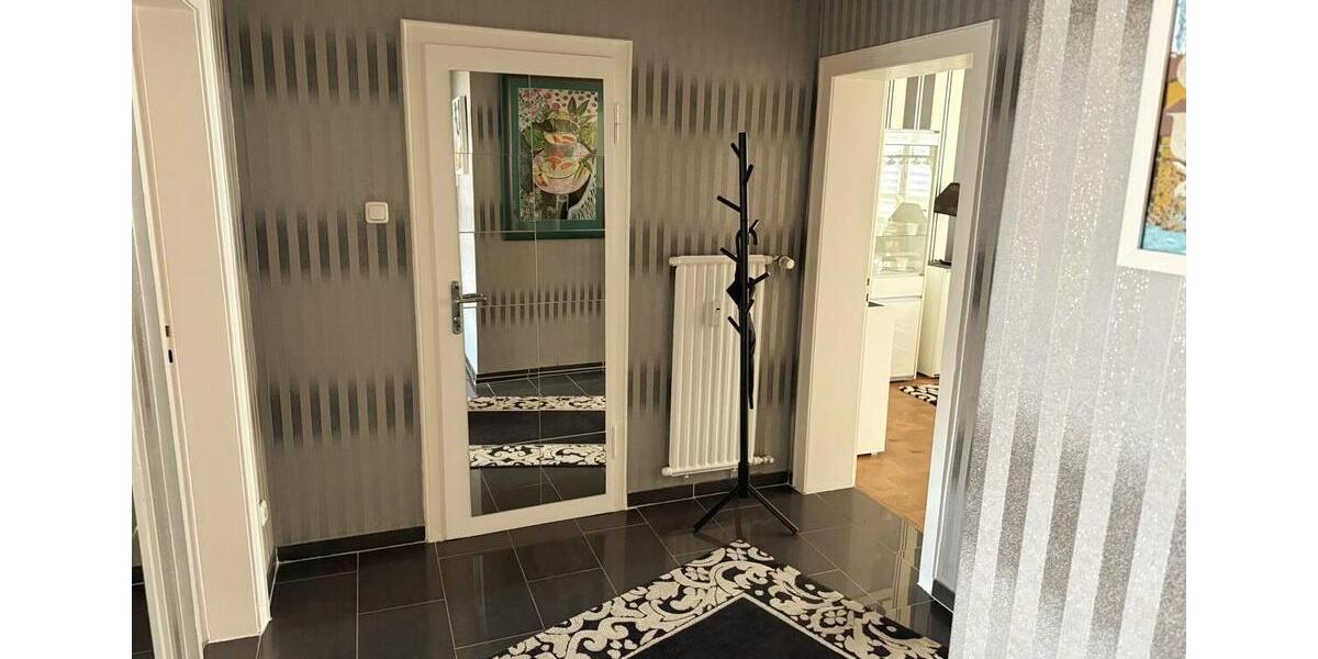 Wohnen auf Zeit Düsseldorf Stadtmitte - 2 Zimmer, 80 m&sup2;, 1.950&euro; | Angebot:24516886