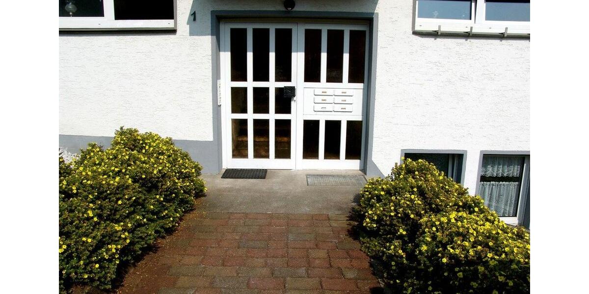 Etagenwohnung Remscheid Lüttringhausen - 2 Zimmer, 75 m&sup2;, 850&euro; | Angebot:26612280