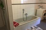 Schicke Wohnung gemütlich möbliert Balkon Stellplatz WLAN