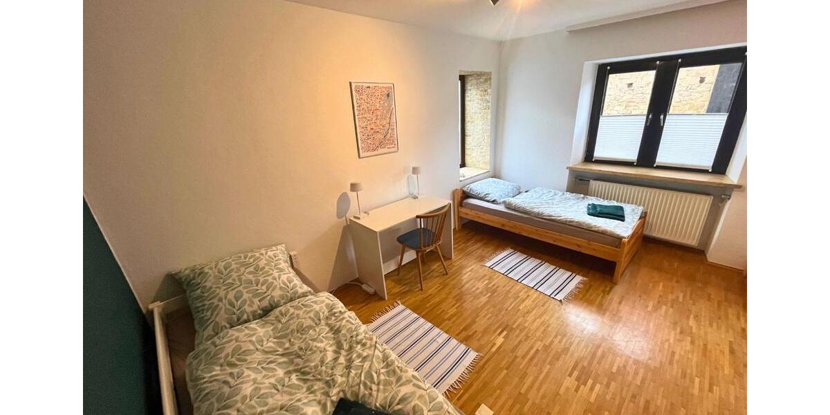 Wohnen auf Zeit Bechtolsheim - 6 Zimmer, 200 m&sup2;, 16&euro; | Angebot:24805790