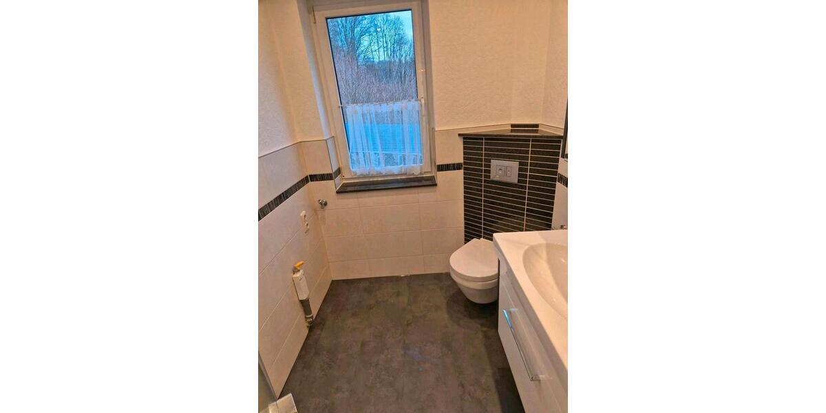 Etagenwohnung Ruhla - 3 Zimmer, 70 m&sup2;, 530&euro; | Angebot:25892552