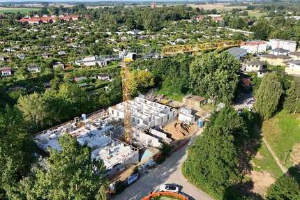 Wohnung zum Mieten in Rostock 2.473,42 € 130.18 m² 5 zimmer