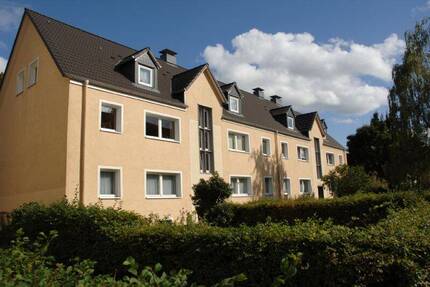 Schöne 2,5 Zimmerwohnung mit Holzdielen Nähe AK Harburg
