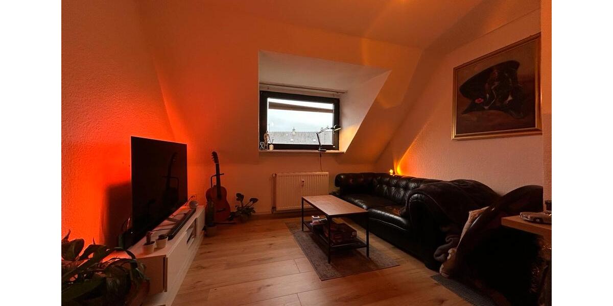 Dachgeschoßwohnung Düsseldorf Stadtbezirk 2 - 2 Zimmer, 50 m&sup2;, 530&euro; | Angebot:25261431