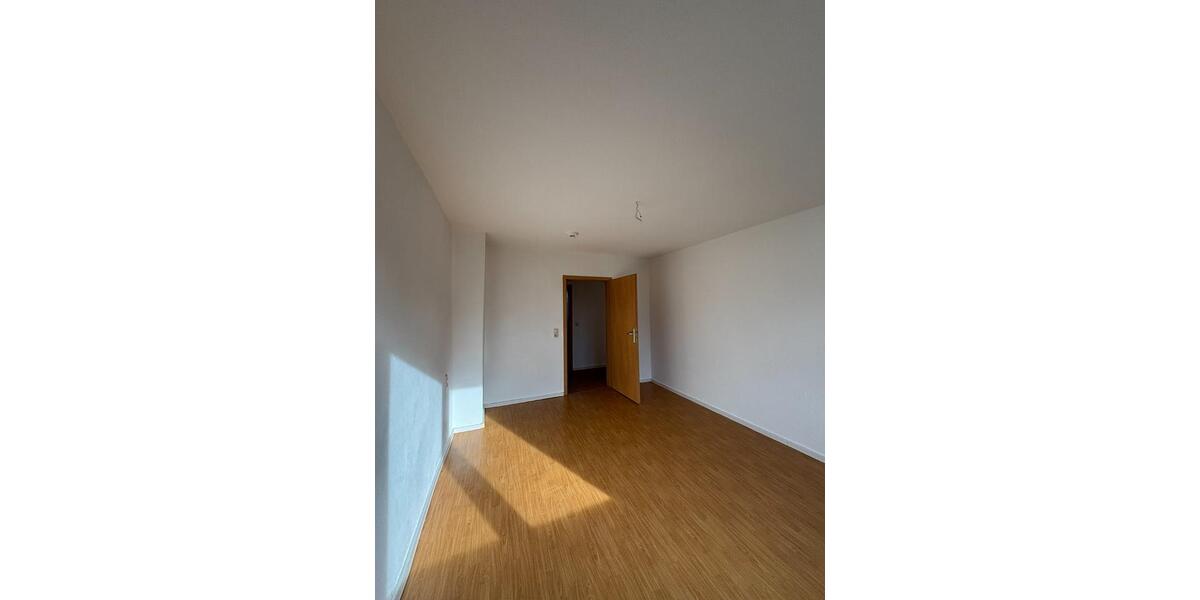 Etagenwohnung Gräfenhainichen - 3 Zimmer, 60 m&sup2;, 410&euro; | Angebot:22832037
