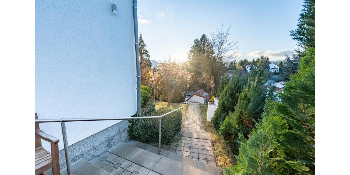 Große Zweizimmerwohnung mit tollem Ausblick im Arnstädter Süden 2 zimmer