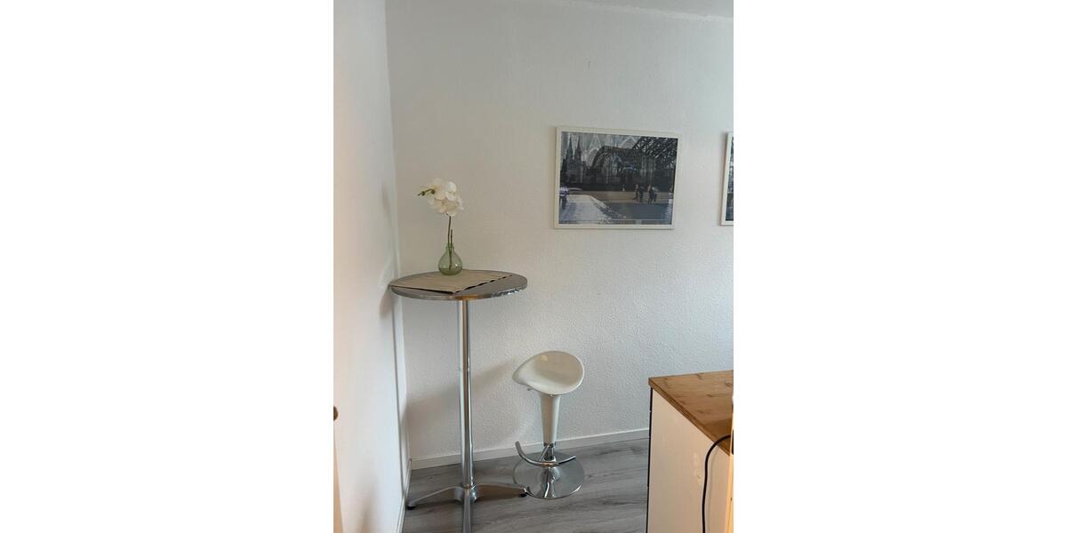 Etagenwohnung Wuppertal Brill - 1.5 Zimmer, 43 m&sup2;, 490&euro; | Angebot:26453820