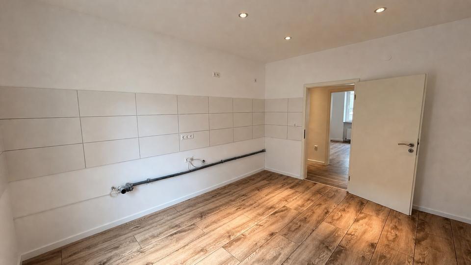 Etagenwohnung Frankenthal (Pfalz) - 4 Zimmer, 104 m&sup2;, 1.250&euro; | Angebot:26442757