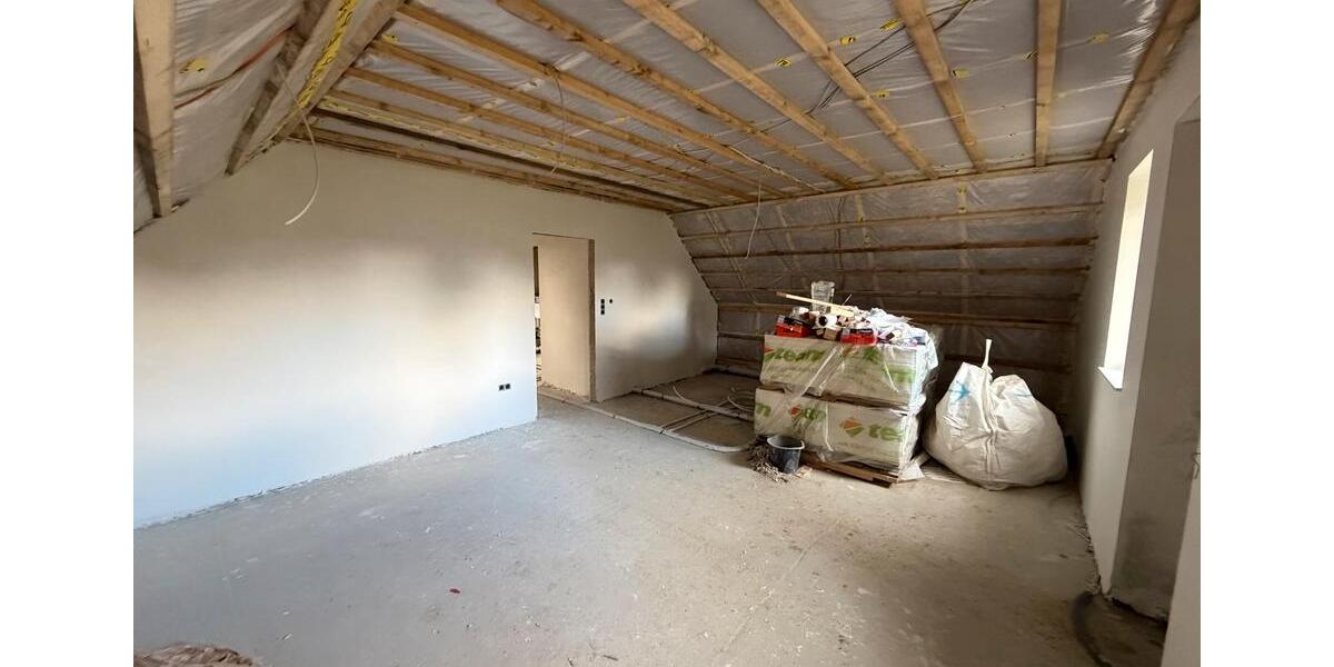 Erdgeschoßwohnung Nordhastedt - 4 Zimmer, 170 m&sup2;, 1.500&euro; | Angebot:24937947
