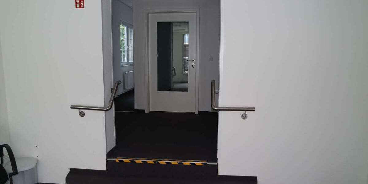 Gewerbeobjekt Warburg - 750&euro; | Angebot:25772401