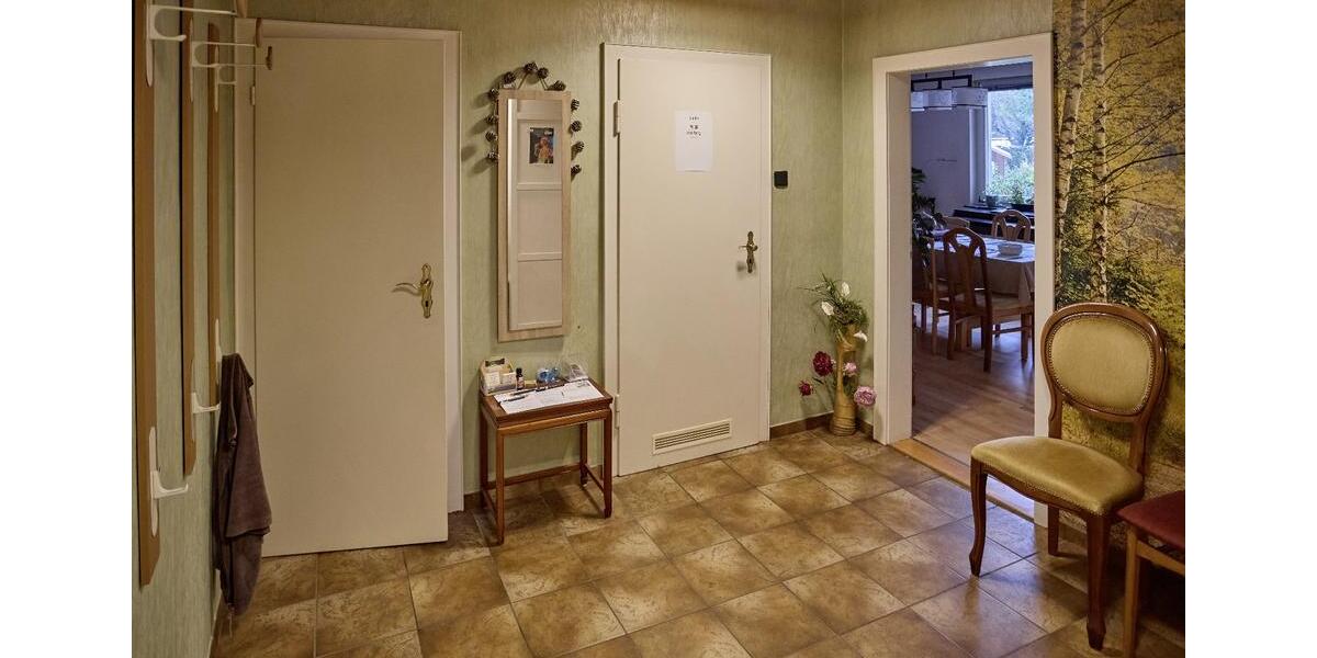 Etagenwohnung Hildesheim Himmelsthür - 4 Zimmer, 100 m&sup2;, 1.200&euro; | Angebot:26253772