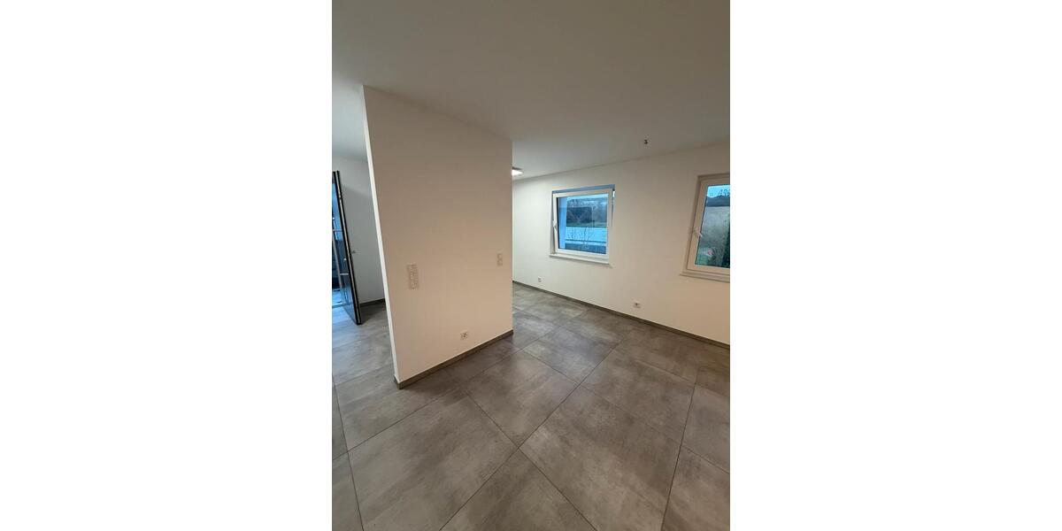 Etagenwohnung Neunkirchen - 3 Zimmer, 70 m&sup2;, 875&euro; | Angebot:26236832