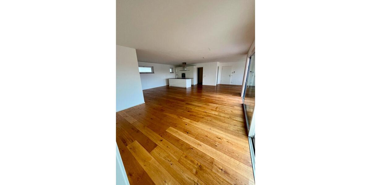 Einfamilienhaus Weinsberg - 3 Zimmer, 141 m&sup2;, 1.800&euro; | Angebot:24370993