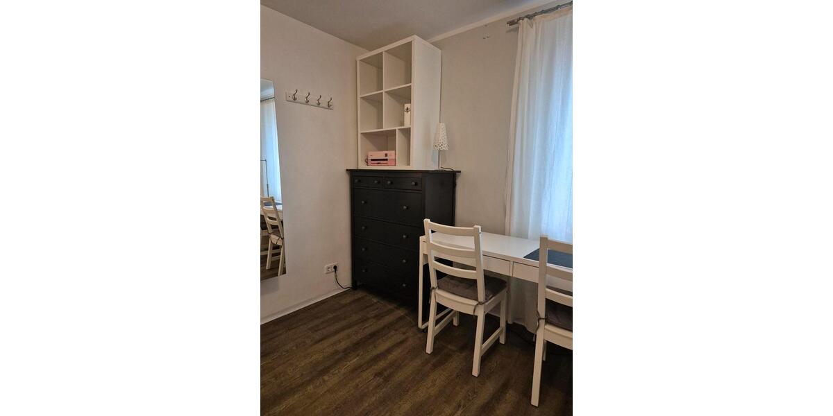 Wohnen auf Zeit Köln Rodenkirchen - 1 Zimmer, 16 m&sup2;, 670&euro; | Angebot:26616039