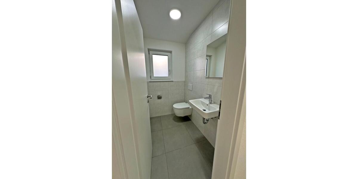 Dachgeschoßwohnung Gäufelden - 3 Zimmer, 79 m&sup2;, 1.190&euro; | Angebot:25857980