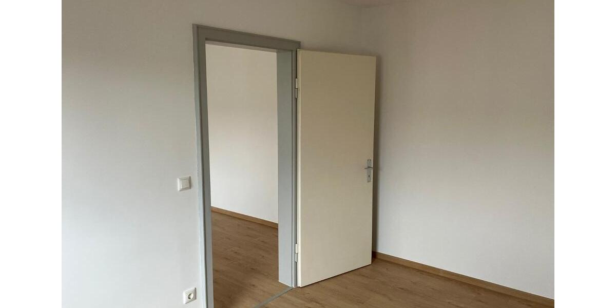 Etagenwohnung Mitterteich - 2 Zimmer, 50 m&sup2;, 340&euro; | Angebot:25750708