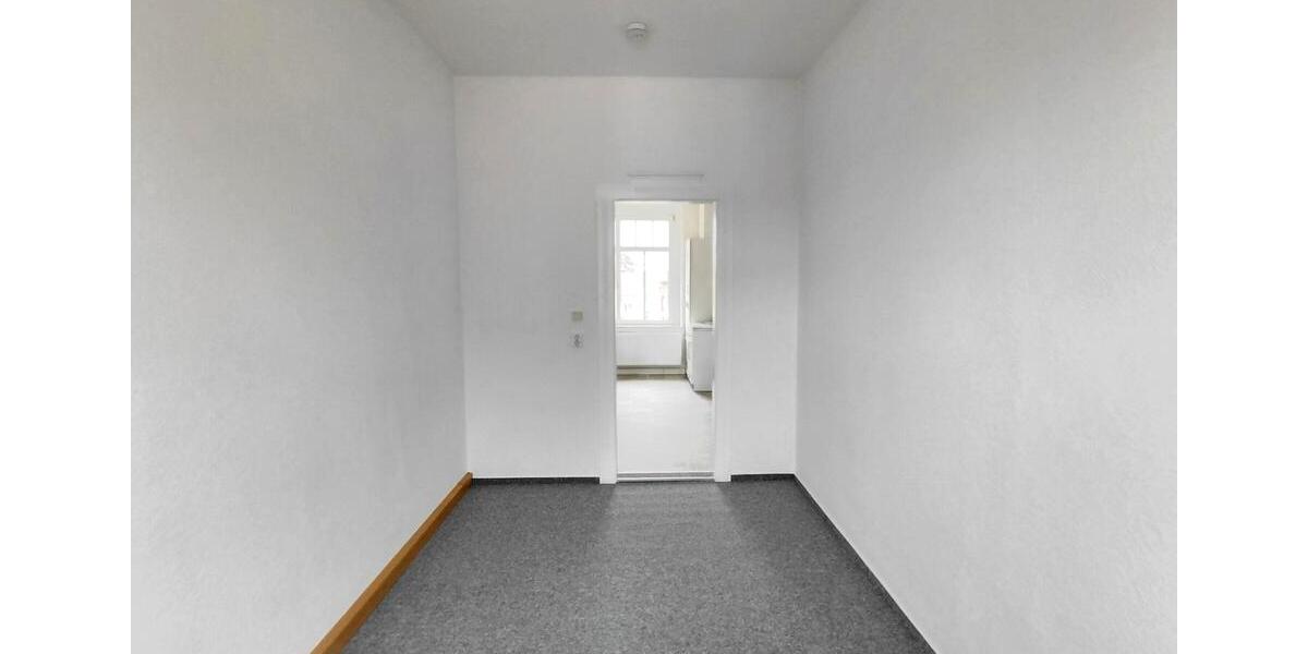 Etagenwohnung Altenburg - 3 Zimmer, 65 m&sup2;, 390&euro; | Angebot:26489778