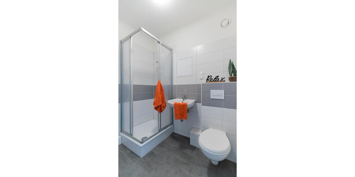 Etagenwohnung Schönebeck (Elbe) - 1 Zimmer, 36 m&sup2;, 270&euro; | Angebot:26561569