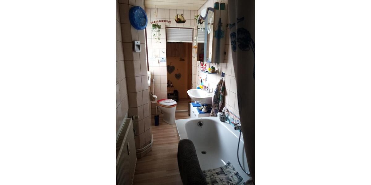 Etagenwohnung Neunkirchen - 4 Zimmer, 91 m&sup2;, 650&euro; | Angebot:26124547