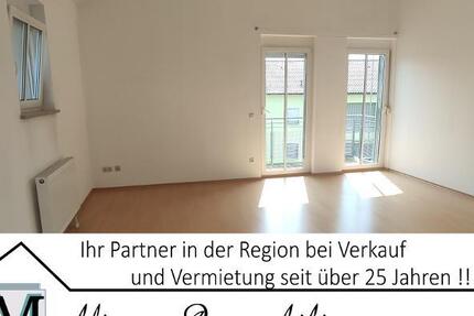 2 Zi. Wohnung mit LOGGIA und BALKON in Höchstadt SÜD