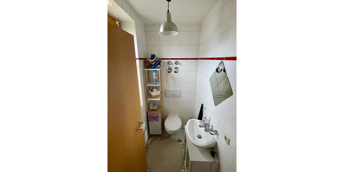 Etagenwohnung Holzkirchen - 2 Zimmer, 62 m&sup2;, 1.250&euro; | Angebot:24803911