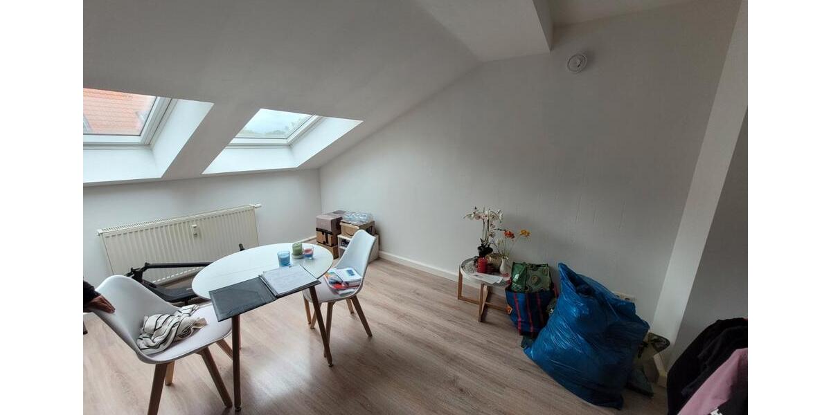 Dachgeschoßwohnung Brandenburg an der Havel - 2 Zimmer, 42 m&sup2;, 350&euro; | Angebot:26646410