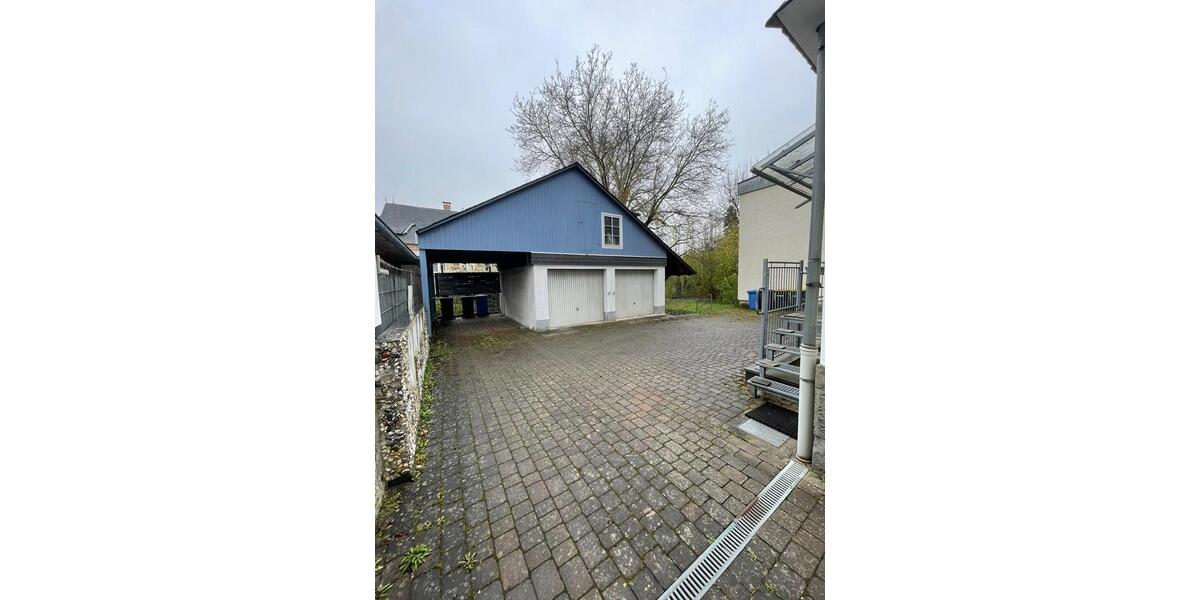 Dachgeschoßwohnung Sinn - 3 Zimmer, 90 m&sup2;, 936&euro; | Angebot:26367329