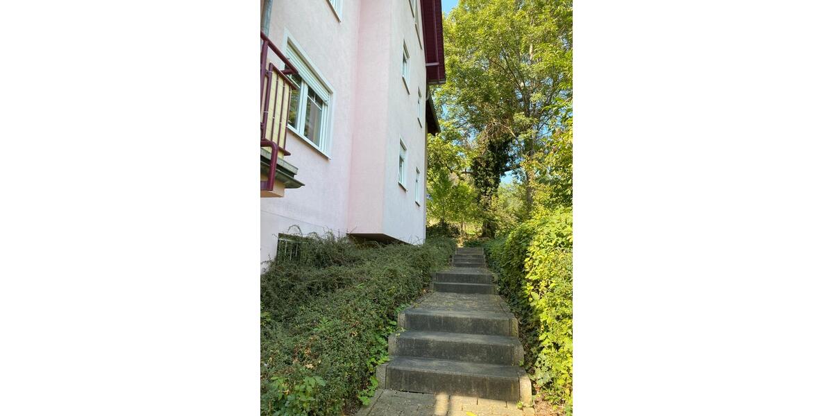 Dachgeschoßwohnung Apolda - 2 Zimmer, 63 m&sup2;, 515&euro; | Angebot:25906021