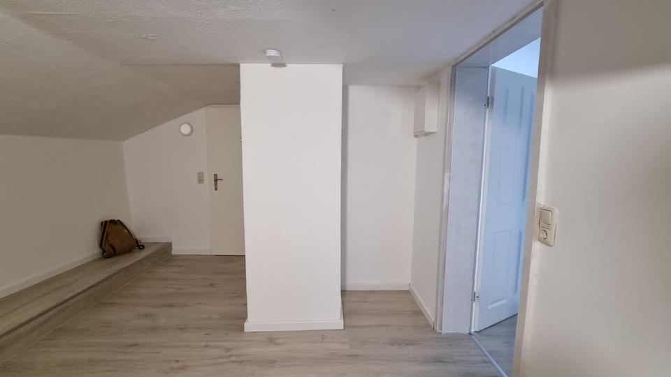 Dachgeschoßwohnung Tarp - 2 Zimmer, 68 m&sup2;, 650&euro; | Angebot:24716960
