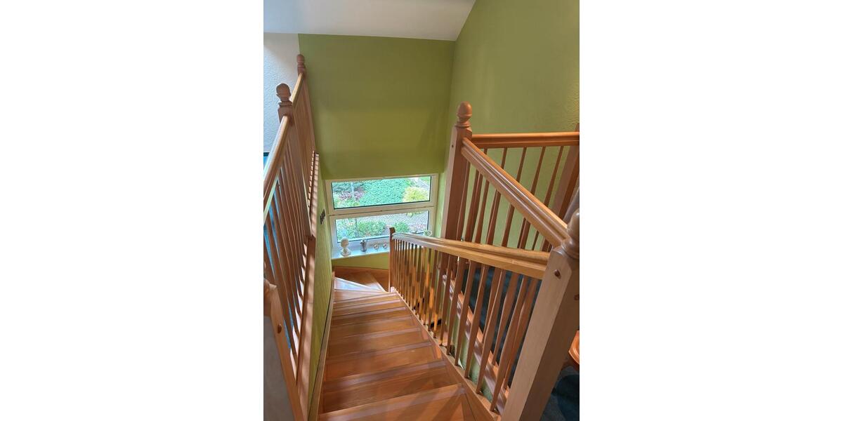 Haushälfte, 130m² mit Kamin Wintergarten Carport über 2 Etagen 3.5 zimmer